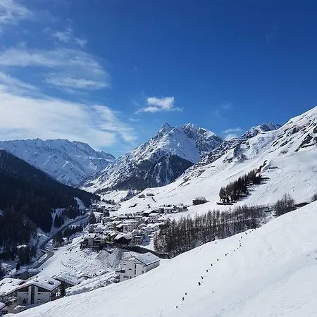 아파트 Haus Am Brunnen *